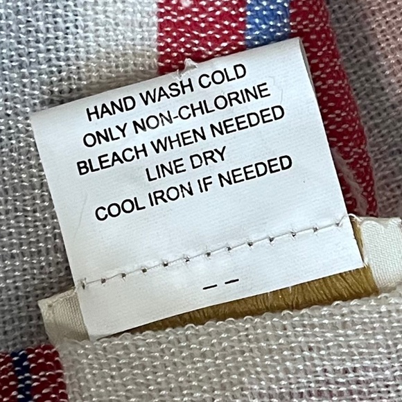 Collection Eighteen Women’s Cover-Up Style Sarong. - Picture 6 of 12